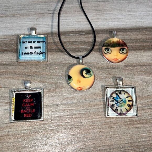 Interchangeable pendant set 5 pendants with a 16” cord hand crafted glass art - Picture 1 of 9